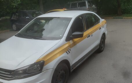 Volkswagen Polo VI (EU Market), 2017 год, 480 000 рублей, 2 фотография