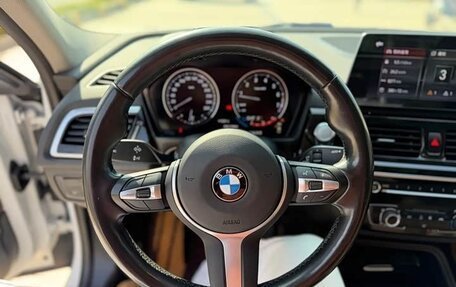 BMW 1 серия, 2023 год, 1 800 000 рублей, 13 фотография