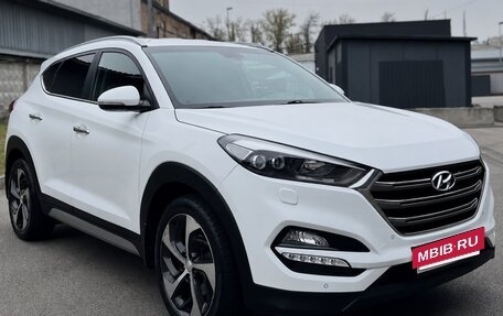 Hyundai Tucson III, 2017 год, 1 840 000 рублей, 3 фотография