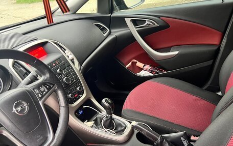 Opel Astra J, 2011 год, 560 000 рублей, 8 фотография