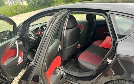Opel Astra J, 2011 год, 560 000 рублей, 11 фотография