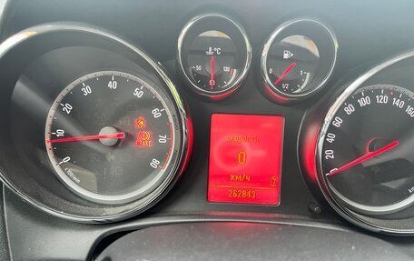 Opel Astra J, 2011 год, 560 000 рублей, 15 фотография