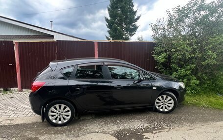 Opel Astra J, 2011 год, 560 000 рублей, 19 фотография