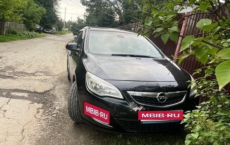 Opel Astra J, 2011 год, 560 000 рублей, 18 фотография