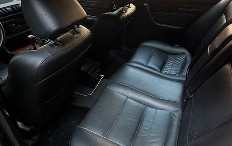 BMW 5 серия, 1994 год, 700 000 рублей, 10 фотография
