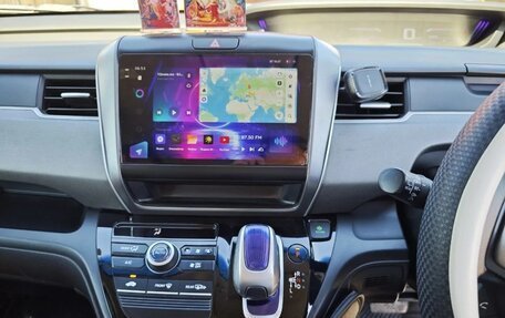 Honda Freed II, 2017 год, 1 490 000 рублей, 4 фотография