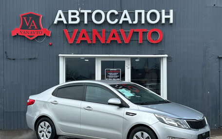 KIA Rio III рестайлинг, 2012 год, 700 000 рублей, 2 фотография