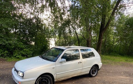 Volkswagen Golf III, 1997 год, 120 000 рублей, 2 фотография