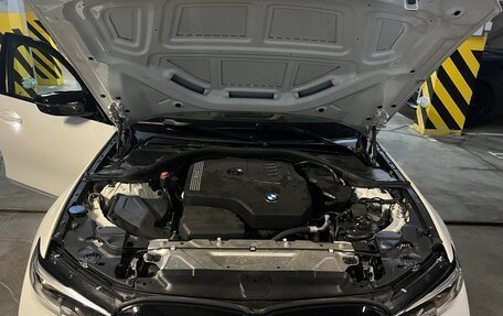 BMW 3 серия, 2019 год, 3 800 000 рублей, 13 фотография