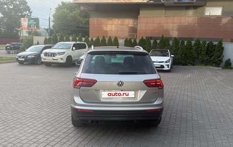 Volkswagen Tiguan II, 2019 год, 2 300 000 рублей, 4 фотография