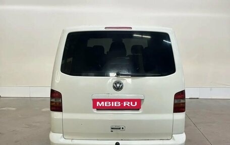 Volkswagen Transporter T5 рестайлинг, 2004 год, 899 000 рублей, 3 фотография