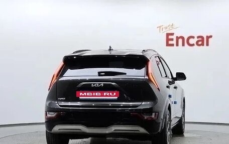 KIA Niro, 2023 год, 2 375 000 рублей, 5 фотография