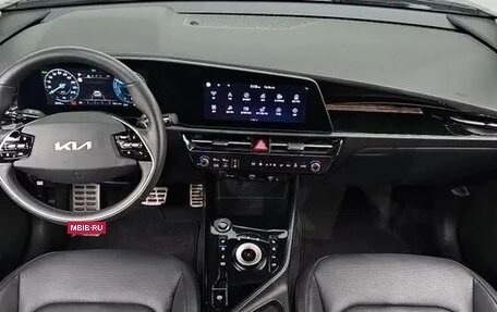 KIA Niro, 2023 год, 2 375 000 рублей, 8 фотография