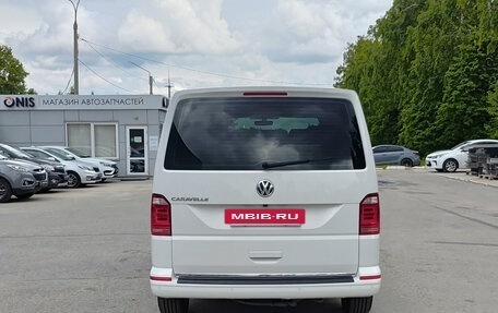 Volkswagen Caravelle T6 рестайлинг, 2019 год, 3 700 000 рублей, 6 фотография