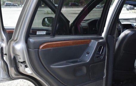 Jeep Grand Cherokee, 1999 год, 700 000 рублей, 26 фотография
