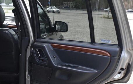 Jeep Grand Cherokee, 1999 год, 700 000 рублей, 27 фотография
