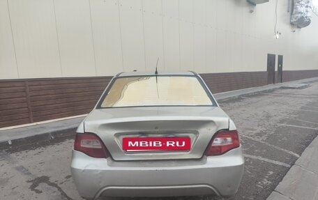 Daewoo Nexia I рестайлинг, 2009 год, 35 000 рублей, 4 фотография