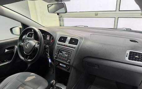 Volkswagen Polo VI (EU Market), 2016 год, 995 000 рублей, 20 фотография