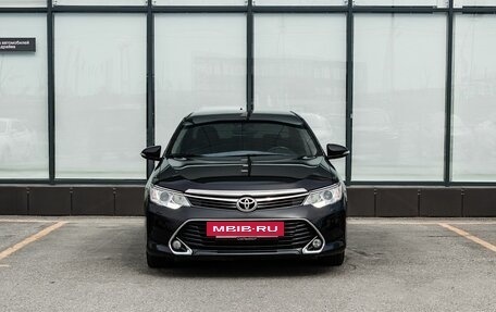 Toyota Camry, 2015 год, 2 150 000 рублей, 3 фотография