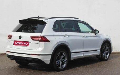 Volkswagen Tiguan II, 2019 год, 3 050 000 рублей, 5 фотография