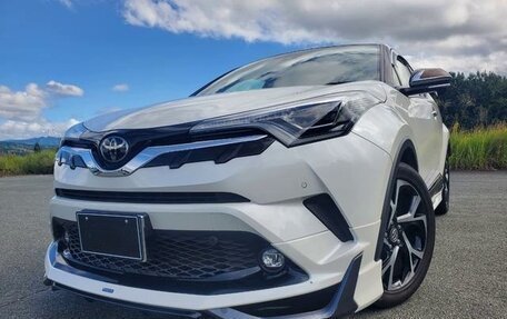 Toyota C-HR I рестайлинг, 2019 год, 1 371 000 рублей, 4 фотография