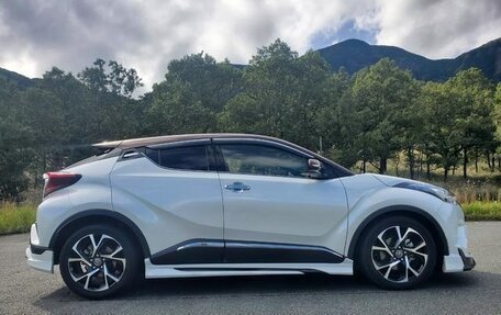 Toyota C-HR I рестайлинг, 2019 год, 1 371 000 рублей, 8 фотография
