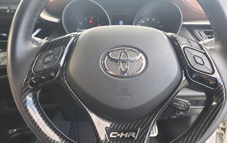 Toyota C-HR I рестайлинг, 2019 год, 1 371 000 рублей, 16 фотография