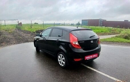 Hyundai Solaris II рестайлинг, 2012 год, 620 000 рублей, 5 фотография