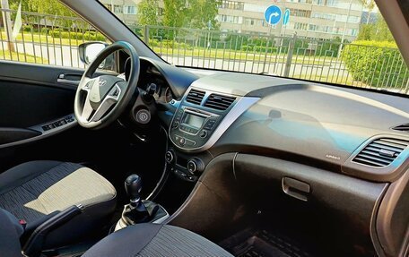 Hyundai Solaris II рестайлинг, 2016 год, 1 075 000 рублей, 11 фотография