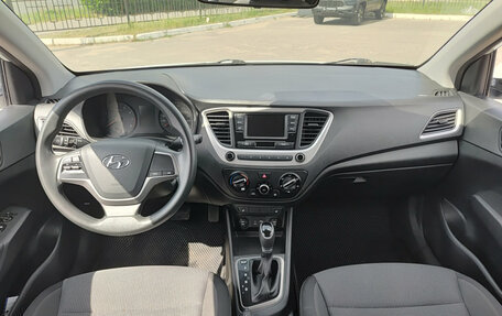 Hyundai Solaris II рестайлинг, 2018 год, 1 130 000 рублей, 14 фотография