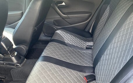 Volkswagen Polo VI (EU Market), 2011 год, 430 000 рублей, 3 фотография
