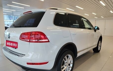 Volkswagen Touareg III, 2013 год, 1 670 000 рублей, 2 фотография