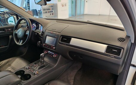 Volkswagen Touareg III, 2013 год, 1 670 000 рублей, 7 фотография