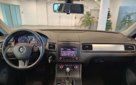 Volkswagen Touareg III, 2013 год, 1 670 000 рублей, 9 фотография