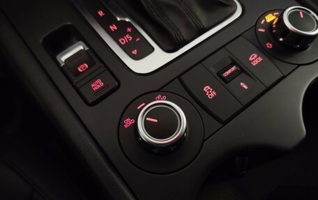 Volkswagen Touareg III, 2013 год, 1 670 000 рублей, 13 фотография