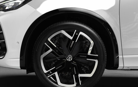 Volkswagen Tiguan, 2024 год, 4 500 000 рублей, 13 фотография