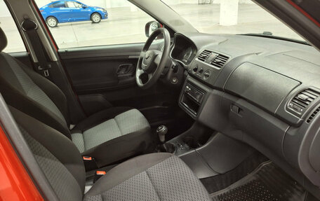 Skoda Fabia II, 2012 год, 445 000 рублей, 11 фотография