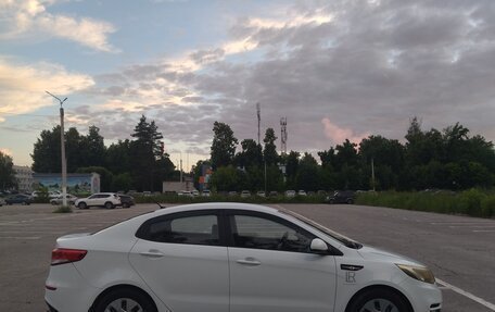 KIA Rio III рестайлинг, 2015 год, 1 555 000 рублей, 5 фотография