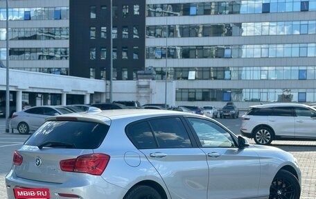 BMW 1 серия, 2018 год, 2 300 000 рублей, 6 фотография
