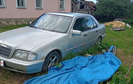 Mercedes-Benz C-Класс, 1998 год, 150 000 рублей, 4 фотография