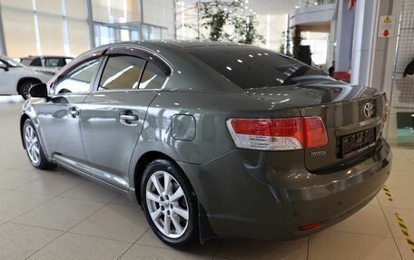 Toyota Avensis III рестайлинг, 2011 год, 1 390 000 рублей, 7 фотография