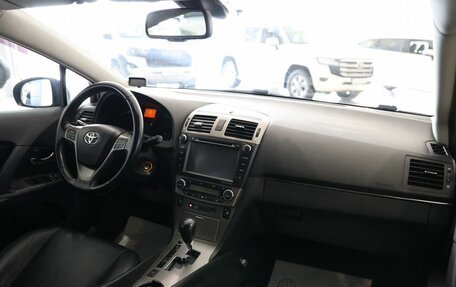 Toyota Avensis III рестайлинг, 2011 год, 1 390 000 рублей, 10 фотография