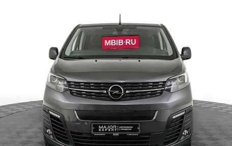 Opel Zafira Life I, 2021 год, 3 800 000 рублей, 2 фотография