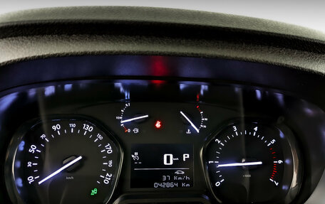 Opel Zafira Life I, 2021 год, 3 800 000 рублей, 14 фотография