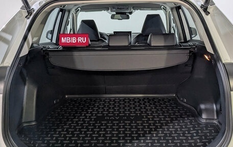 Toyota RAV4, 2020 год, 3 290 000 рублей, 10 фотография