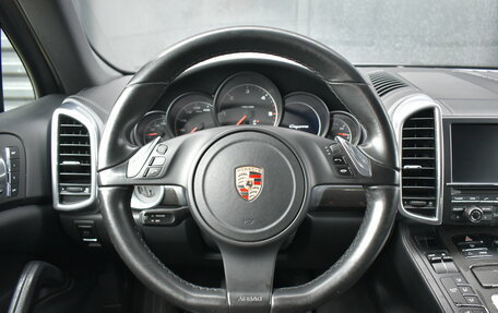 Porsche Cayenne III, 2011 год, 2 300 000 рублей, 15 фотография