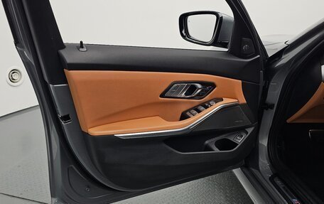 BMW 3 серия, 2024 год, 4 400 000 рублей, 13 фотография