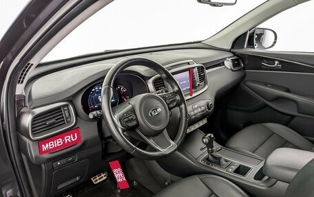 KIA Sorento III Prime рестайлинг, 2017 год, 3 200 000 рублей, 18 фотография