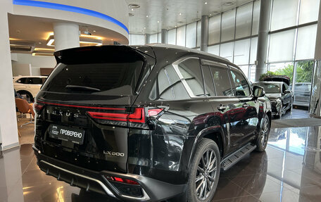 Lexus LX, 2023 год, 13 358 000 рублей, 5 фотография