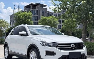 Volkswagen T-Roc I, 2022 год, 1 350 000 рублей, 1 фотография